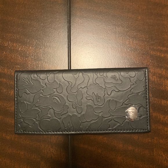 Bape A Bathing Ape Black Leather Long Wallet - Picture 5 of 5